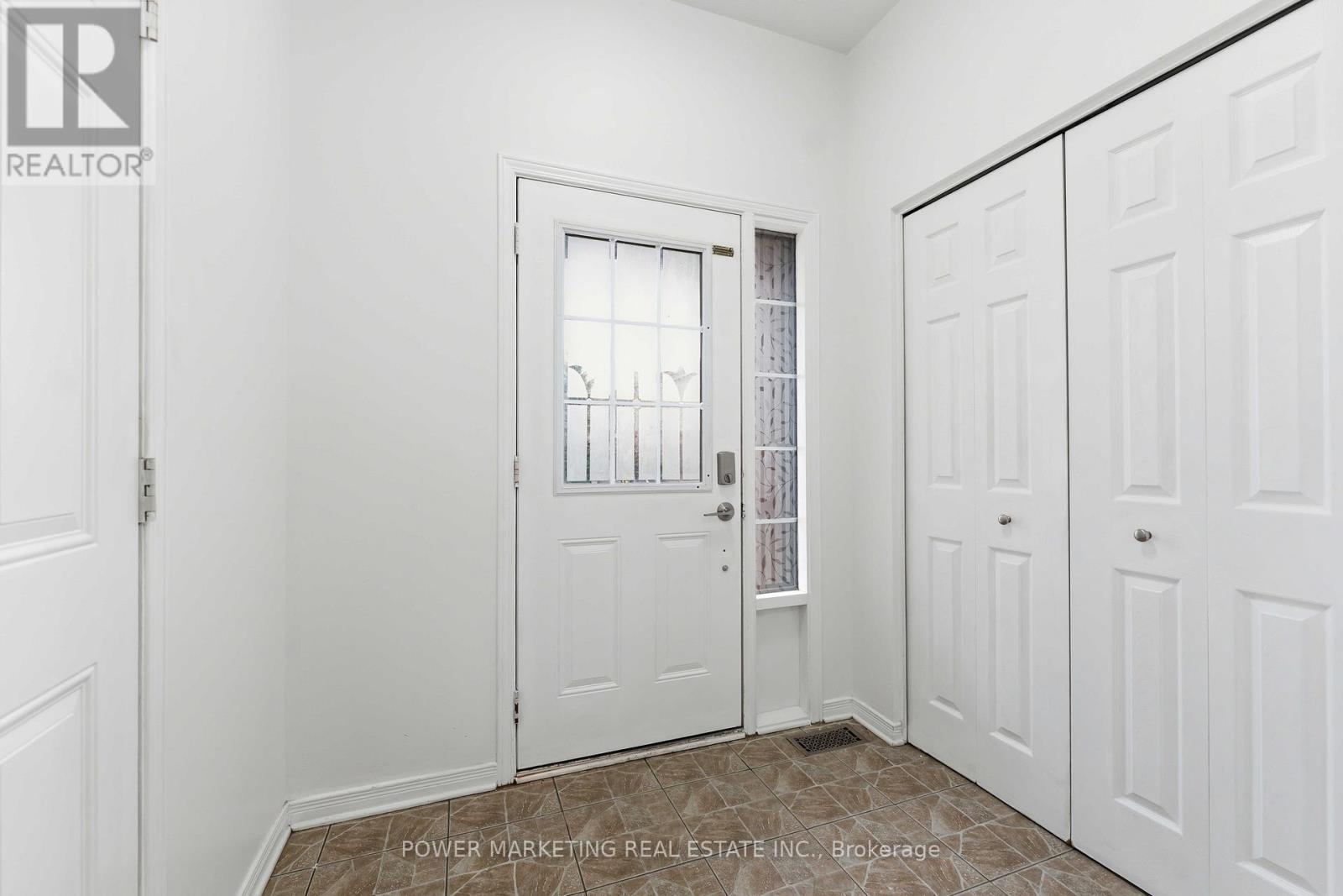 116 Esterbrook Drive, Ottawa, Ontario  K1W 0B1 - Photo 3 - X13233648