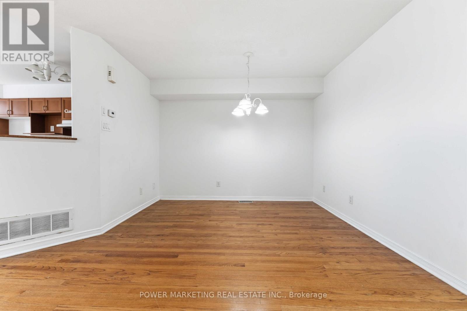 116 Esterbrook Drive, Ottawa, Ontario  K1W 0B1 - Photo 7 - X13233648