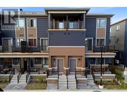 302 PARNIAN PRIVATE, Ottawa, Ontario