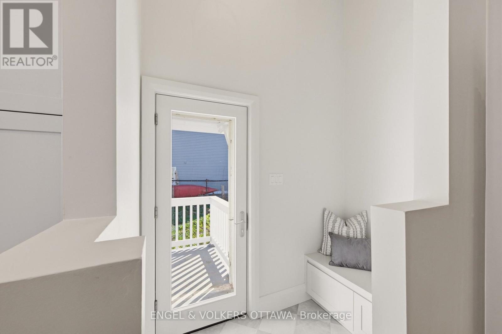 35 Mackay Street, Ottawa, Ontario  K1M 2B2 - Photo 25 - X13233980