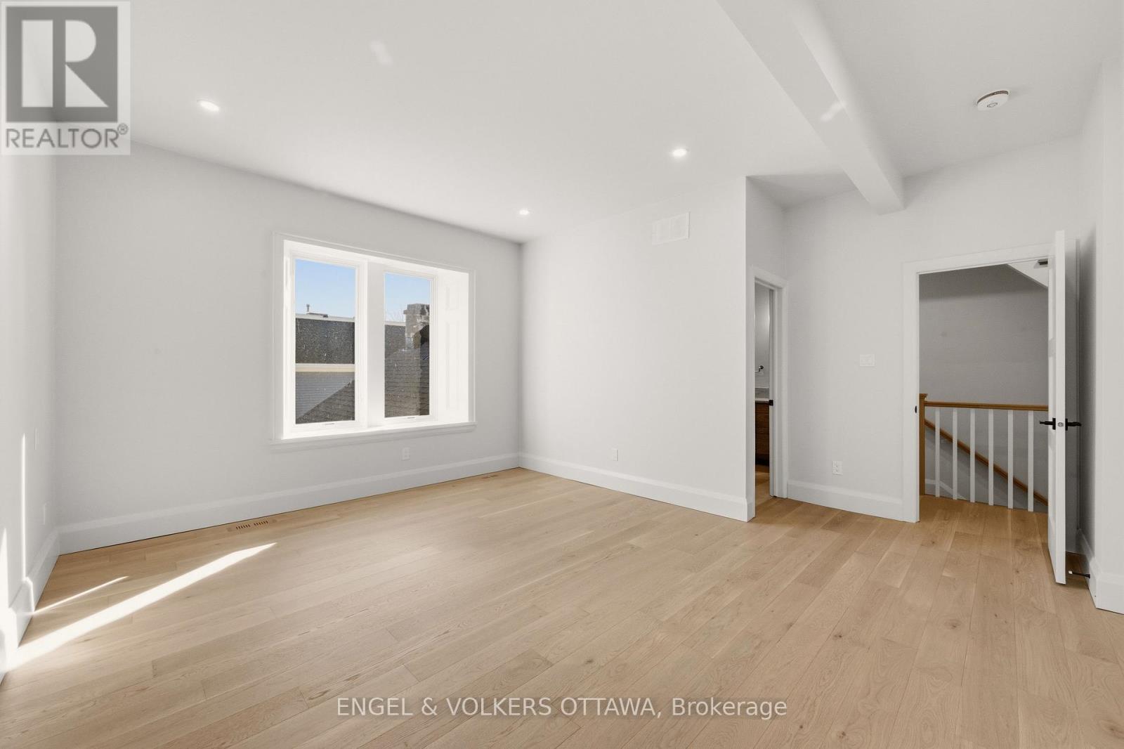 35 Mackay Street, Ottawa, Ontario  K1M 2B2 - Photo 30 - X13233980