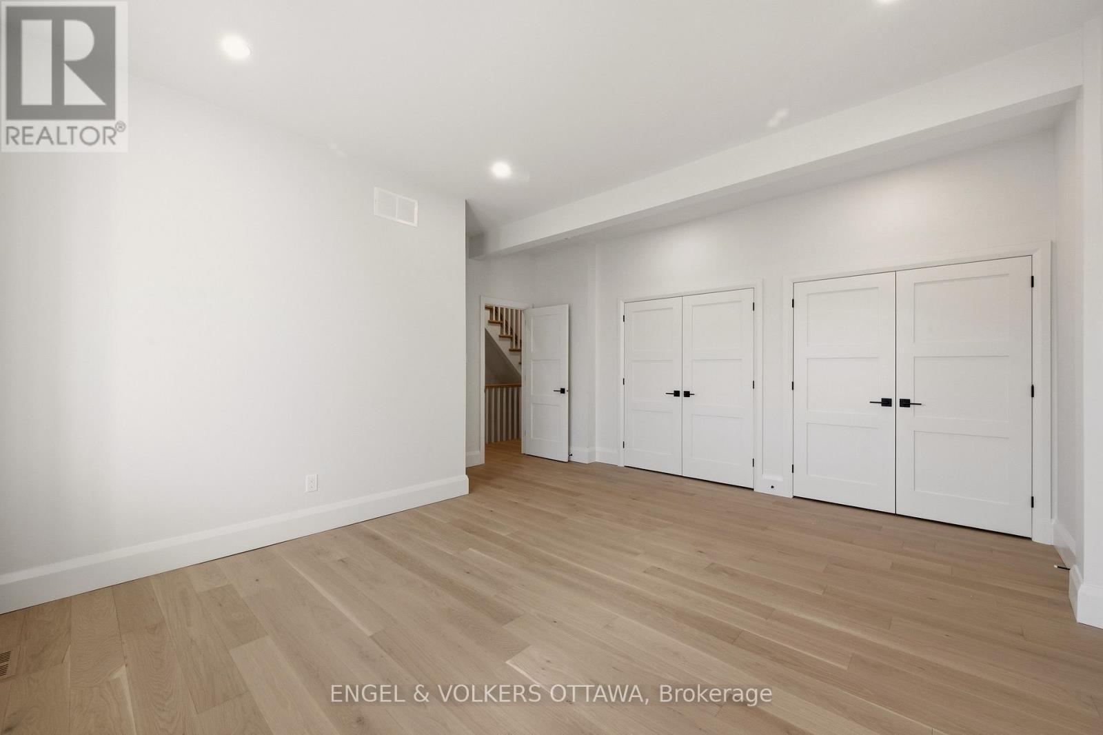 35 Mackay Street, Ottawa, Ontario  K1M 2B2 - Photo 31 - X13233980