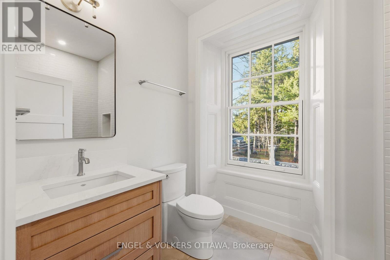 35 Mackay Street, Ottawa, Ontario  K1M 2B2 - Photo 39 - X13233980