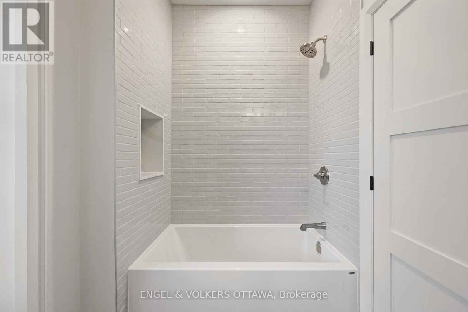 35 Mackay Street, Ottawa, Ontario  K1M 2B2 - Photo 40 - X13233980