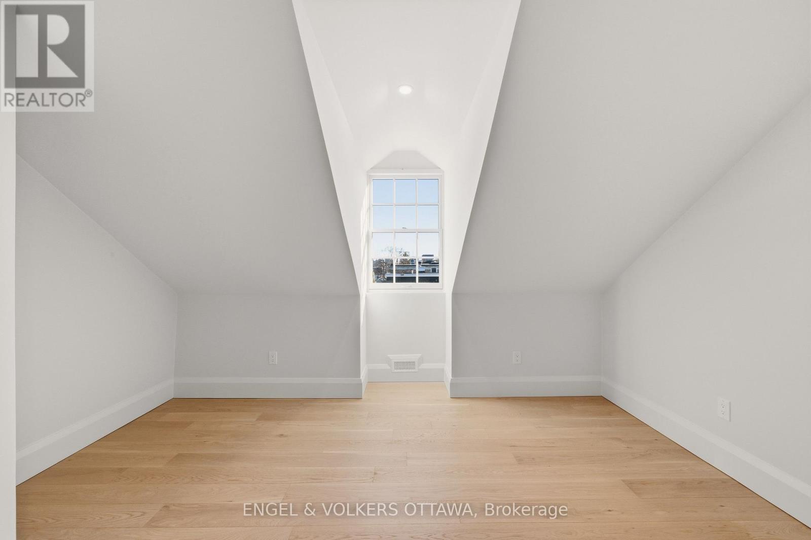 35 Mackay Street, Ottawa, Ontario  K1M 2B2 - Photo 45 - X13233980