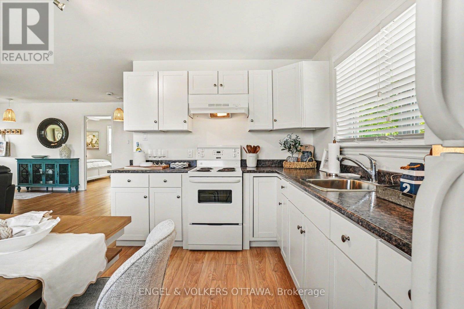 835 Archibald Street, Mcnab/braeside, Ontario  K0A 1G0 - Photo 43 - X13234018