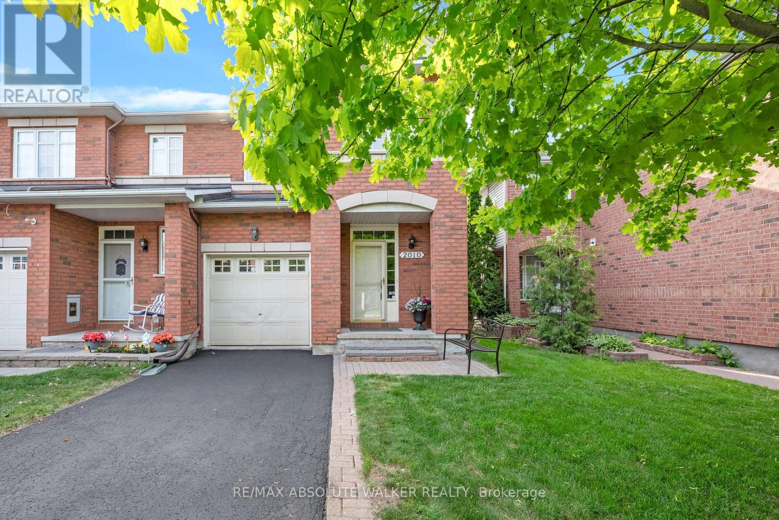2010 BERGAMOT CIRCLE, Ottawa, Ontario