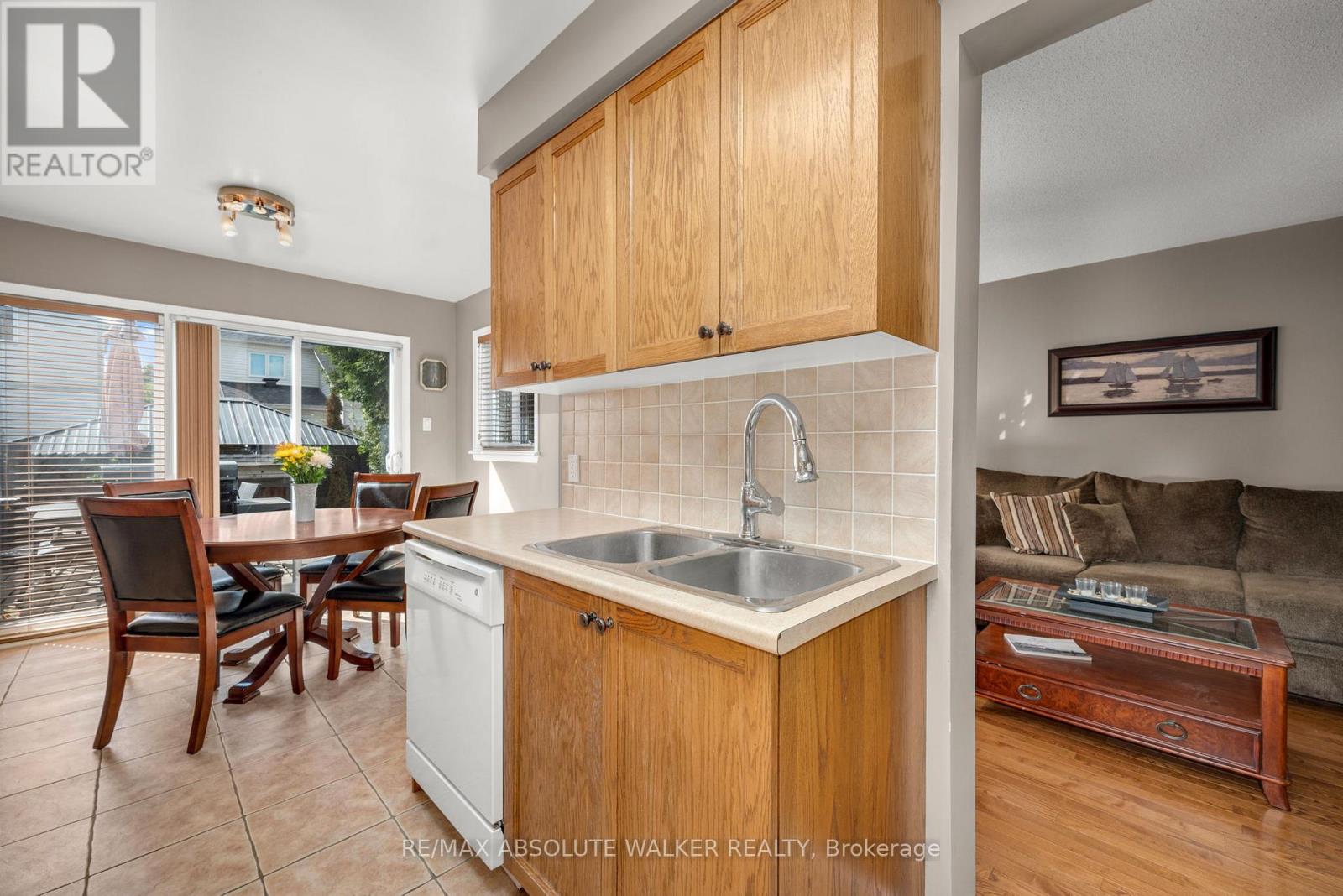 2010 Bergamot Circle, Ottawa, Ontario  K4A 4R2 - Photo 12 - X13234052
