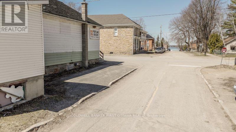 28 Colborne Street, Rideau Lakes, Ontario  K0G 1V0 - Photo 17 - X13234096