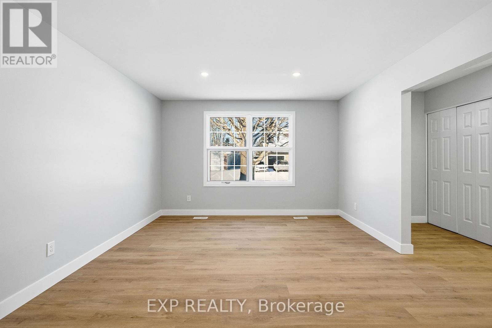 2158 Fillmore Crescent, Ottawa, Ontario  K1J 6A4 - Photo 8 - X13234100