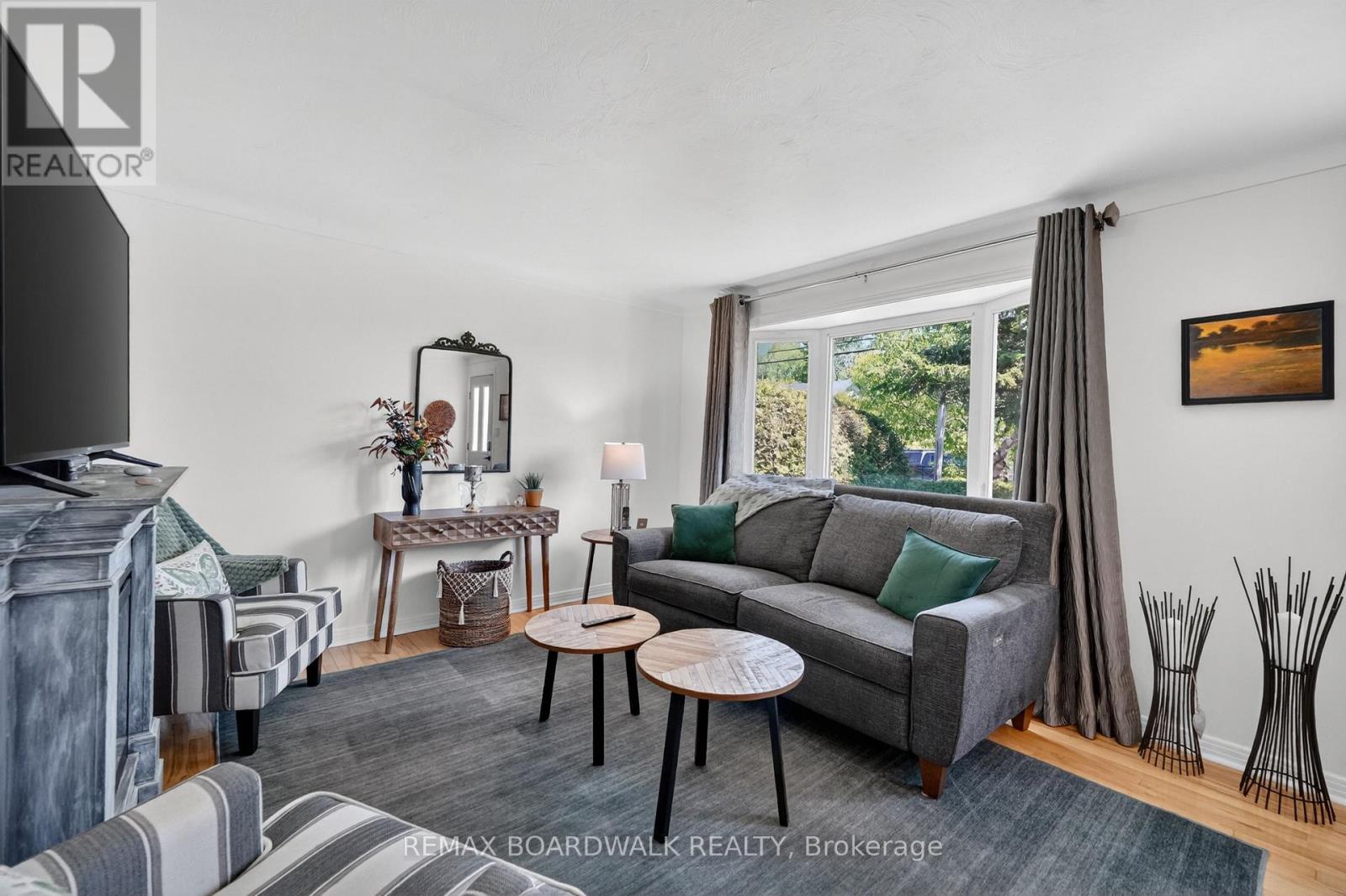 2548 Mer Bleue Road, Ottawa, Ontario  K4B 1H9 - Photo 5 - X13234378