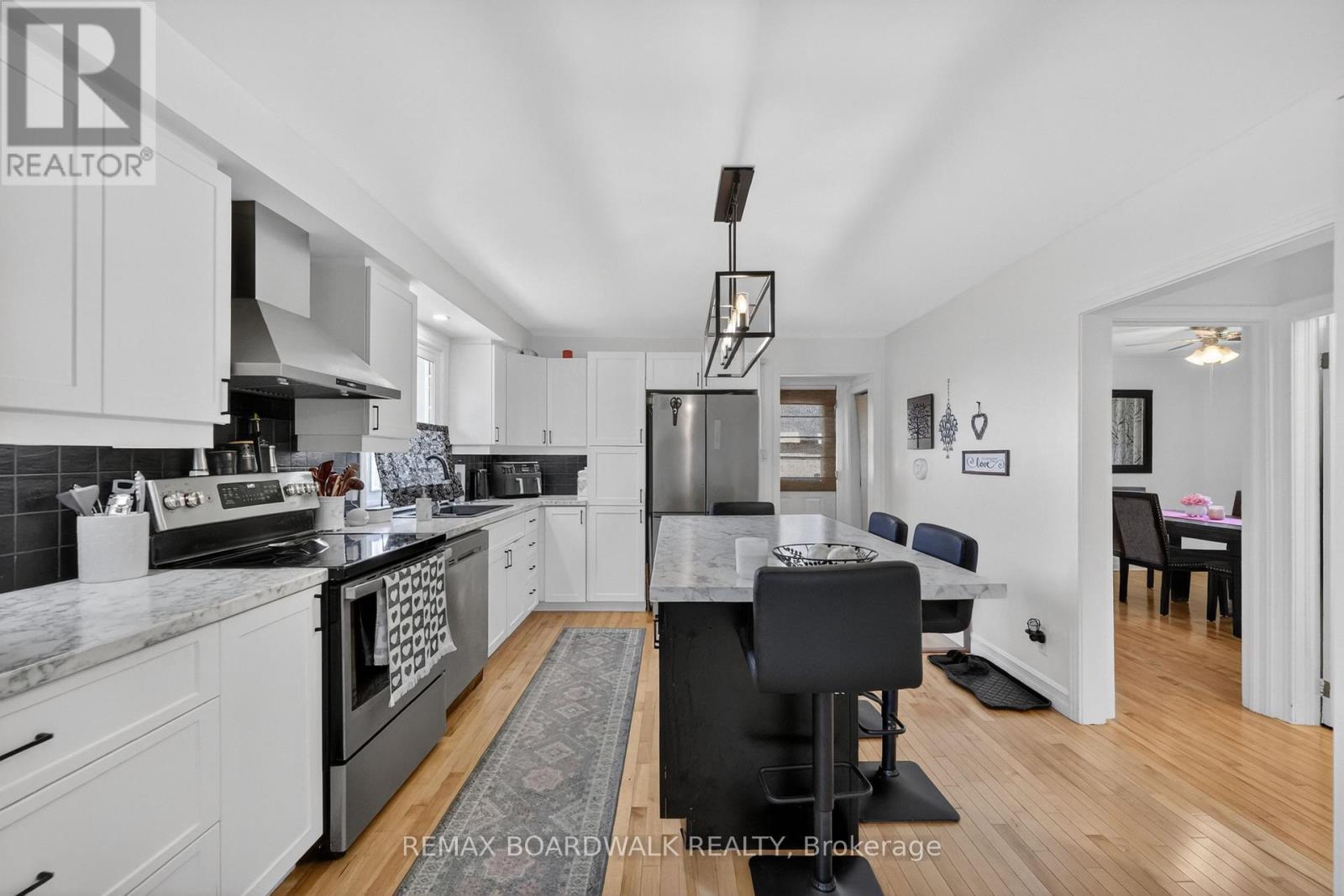 2548 Mer Bleue Road, Ottawa, Ontario  K4B 1H9 - Photo 8 - X13234378