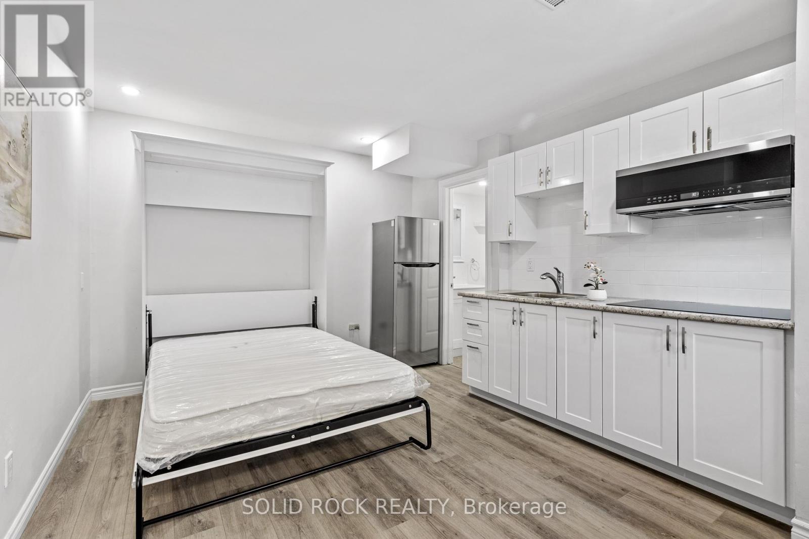 228 Lebreton Street N, Ottawa, Ontario  K1R 7J3 - Photo 8 - X13234604