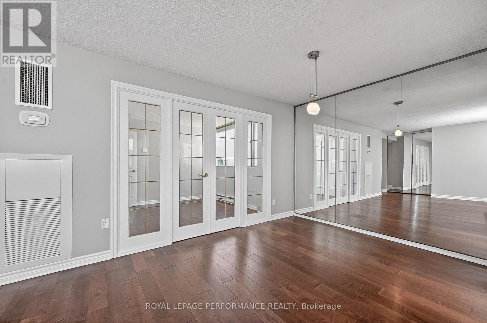 2502 - 530 Laurier Avenue W, Ottawa, Ontario  K1R 7T1 - Photo 12 - X13234726
