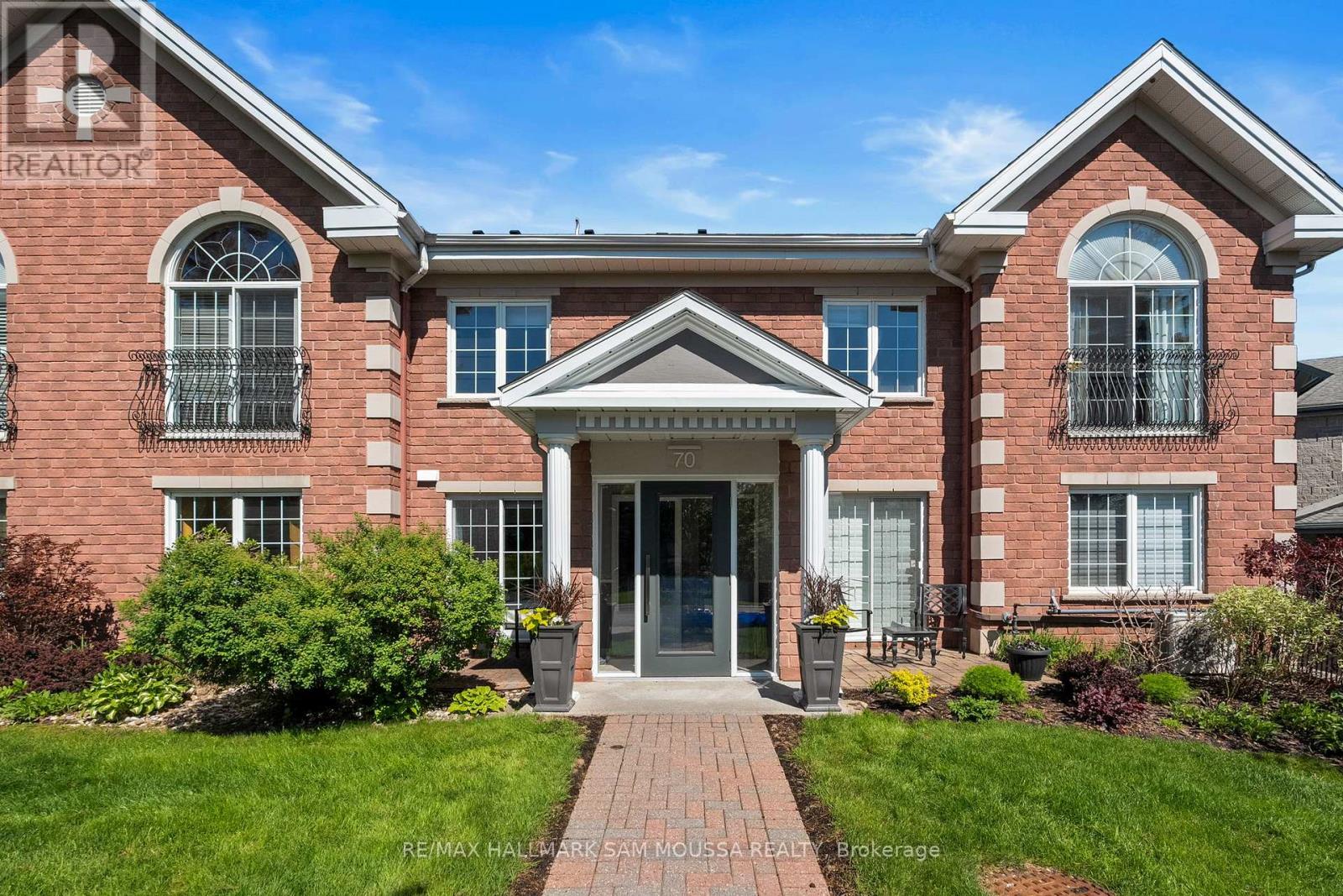 1c - 70 Robson Court, Ottawa, Ontario  K2K 2W1 - Photo 3 - X13234734