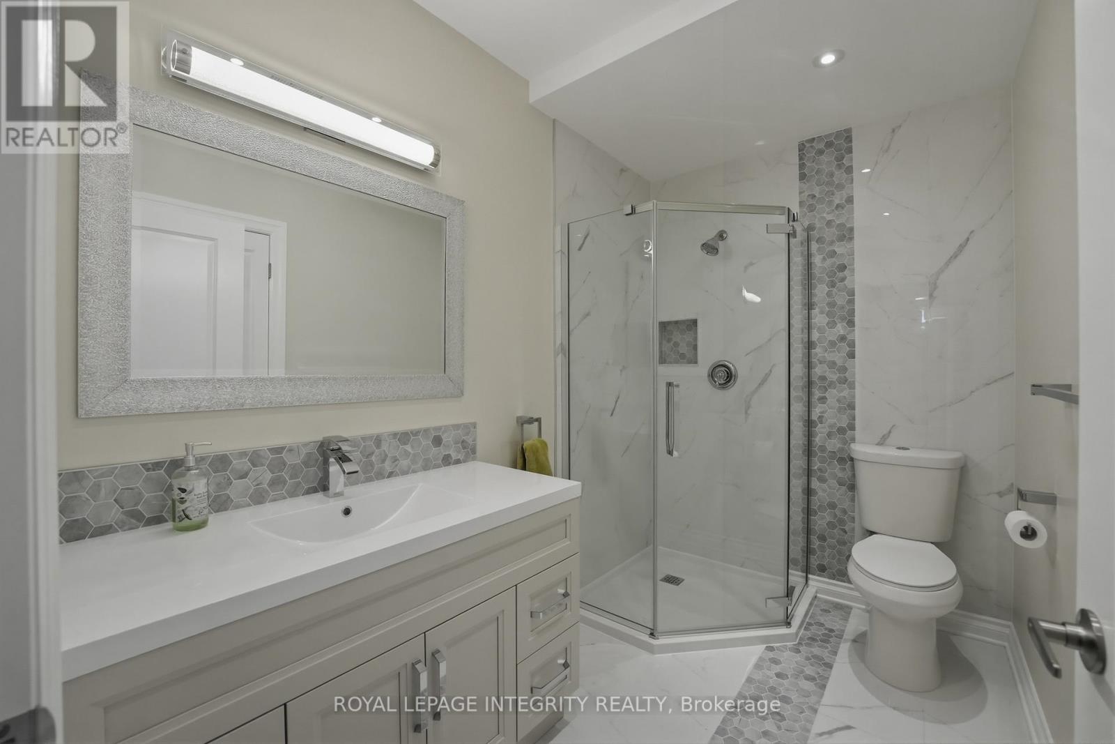 476 Ancaster Avenue, Ottawa, Ontario  K2B 5B7 - Photo 32 - X13234770