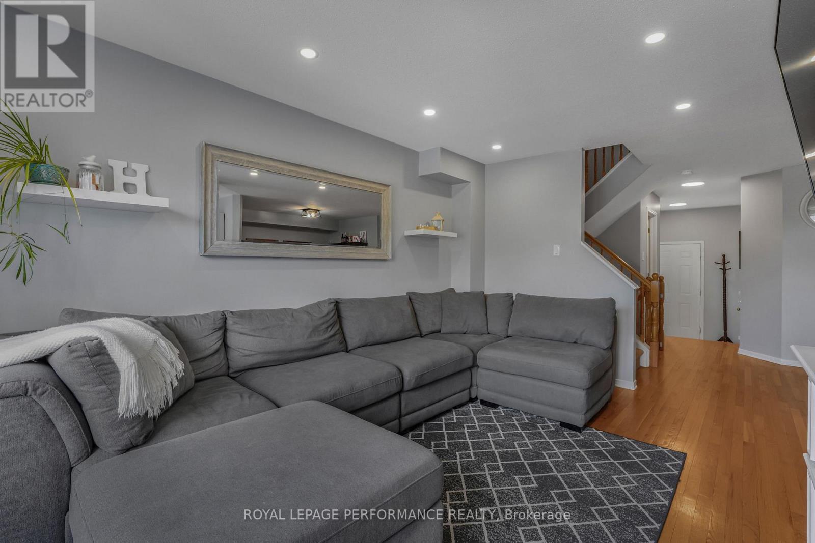 172 Colliston Crescent, Ottawa, Ontario  K1V 2J5 - Photo 10 - X13234858