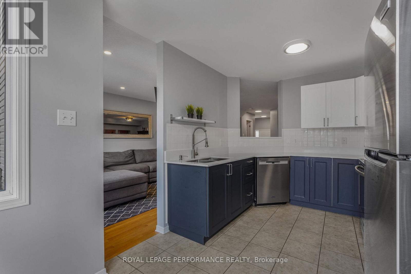 172 Colliston Crescent, Ottawa, Ontario  K1V 2J5 - Photo 13 - X13234858