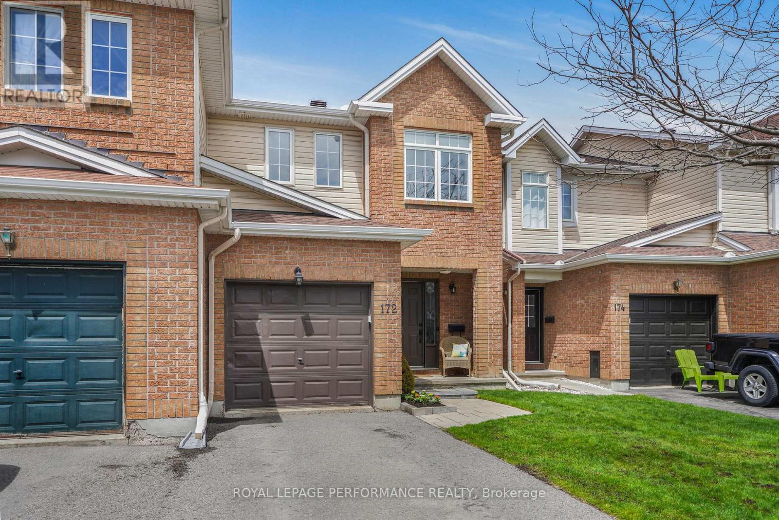 172 Colliston Crescent, Ottawa, Ontario  K1V 2J5 - Photo 2 - X13234858