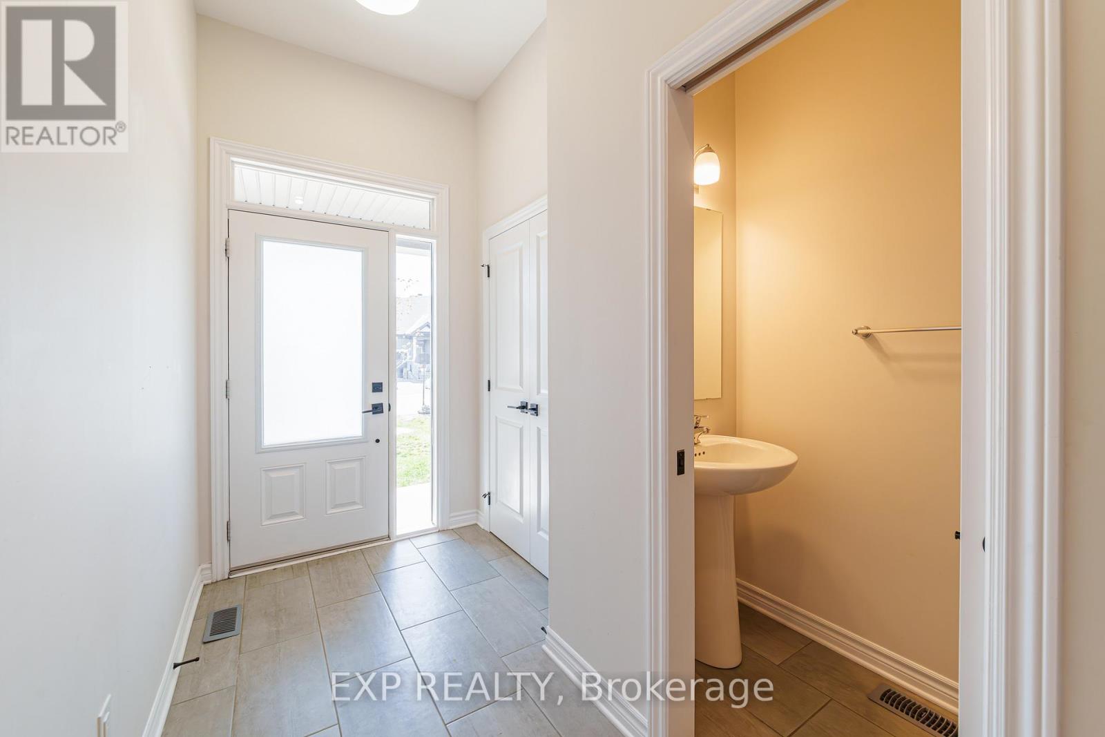 120 Patchell Place, North Grenville, Ontario  K0G 1J0 - Photo 3 - X13234944