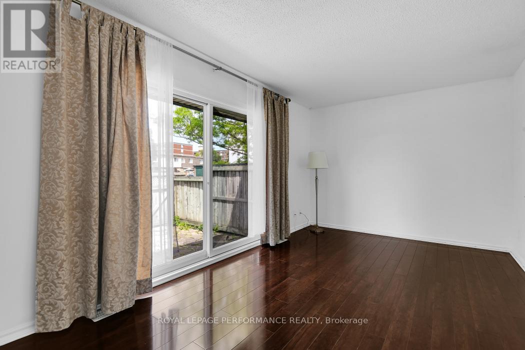 1743 Heatherington Road, Ottawa, Ontario  K1V 8T8 - Photo 15 - X13234950