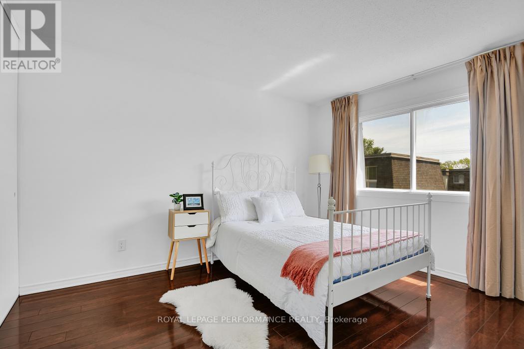 1743 Heatherington Road, Ottawa, Ontario  K1V 8T8 - Photo 20 - X13234950