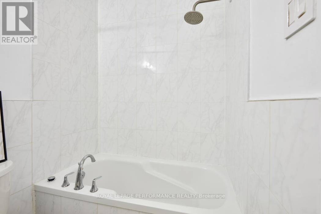 1743 Heatherington Road, Ottawa, Ontario  K1V 8T8 - Photo 28 - X13234950