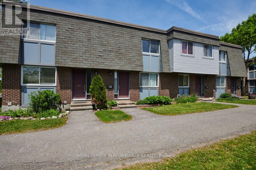 1743 Heatherington Road, Ottawa, Ontario  K1V 8T8 - Photo 3 - X13234950