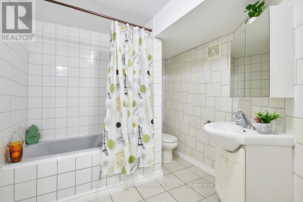 1743 Heatherington Road, Ottawa, Ontario  K1V 8T8 - Photo 32 - X13234950