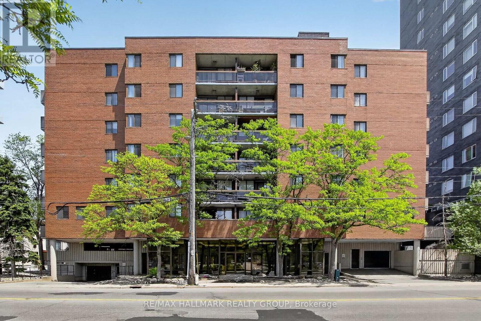 602 - 191 Parkdale Avenue, Ottawa, Ontario  K1Y 1E8 - Photo 2 - X13235052