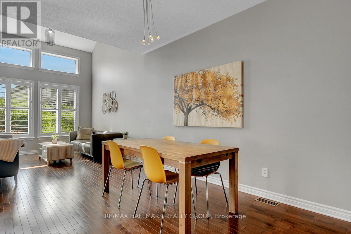 755 Bowercrest Crescent, Ottawa, Ontario  K1V 2M3 - Photo 5 - X13235066