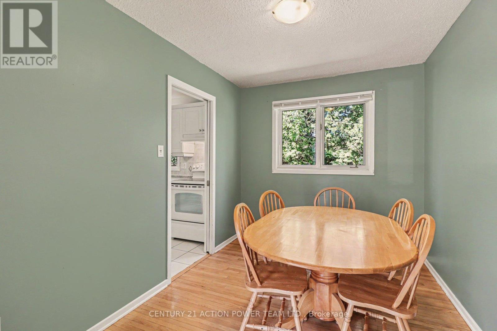 303 Hoylake Crescent, Ottawa, Ontario  K1E 1M1 - Photo 11 - X13235142