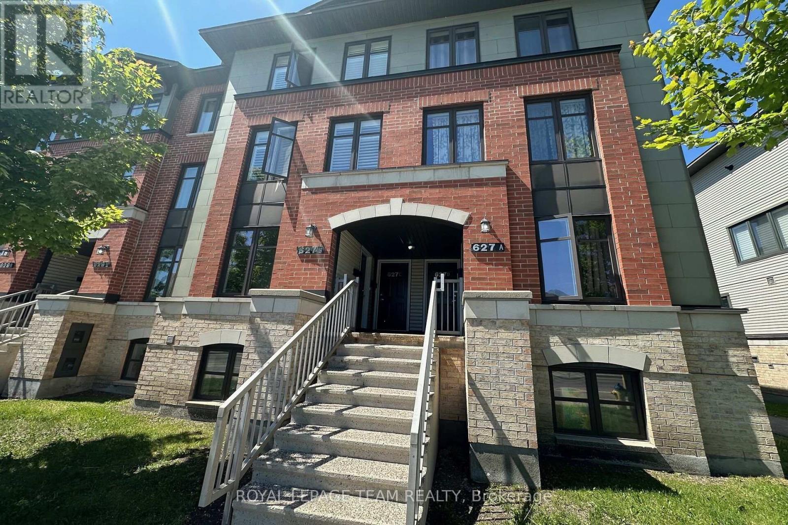 627B CHAPMAN MILLS DRIVE, Ottawa, Ontario