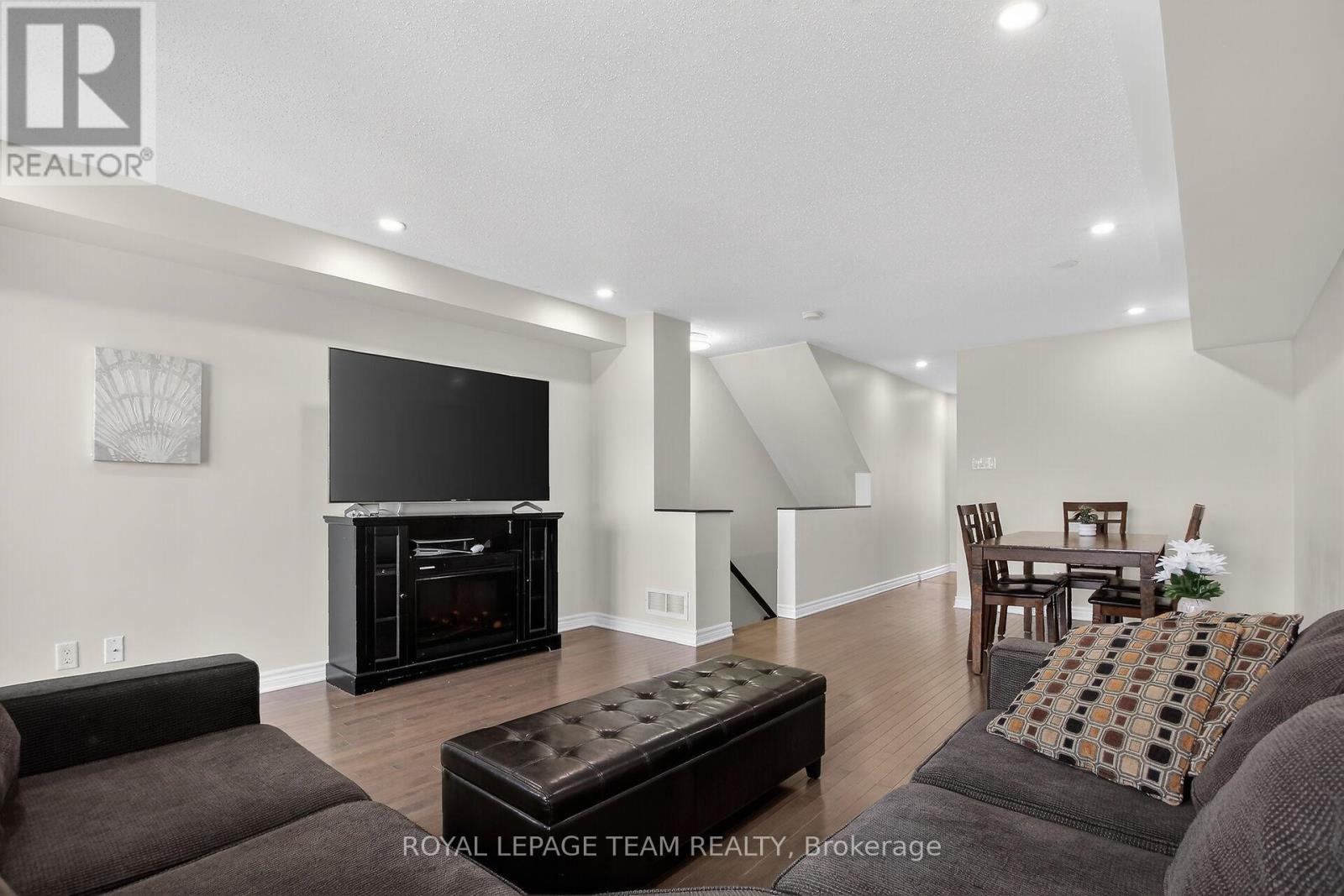 627b Chapman Mills Drive, Ottawa, Ontario  K2J 5T1 - Photo 11 - X13235154