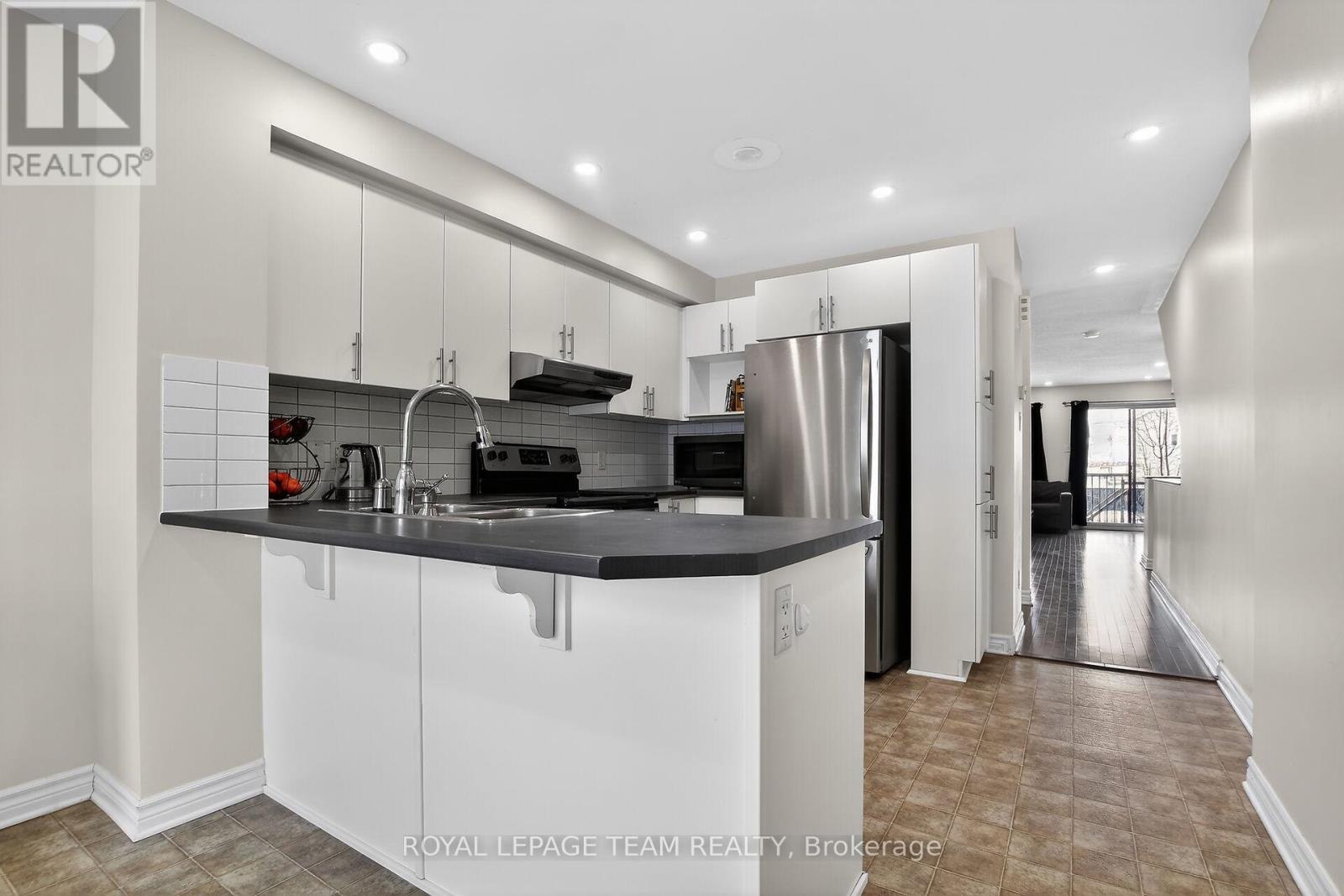 627b Chapman Mills Drive, Ottawa, Ontario  K2J 5T1 - Photo 5 - X13235154