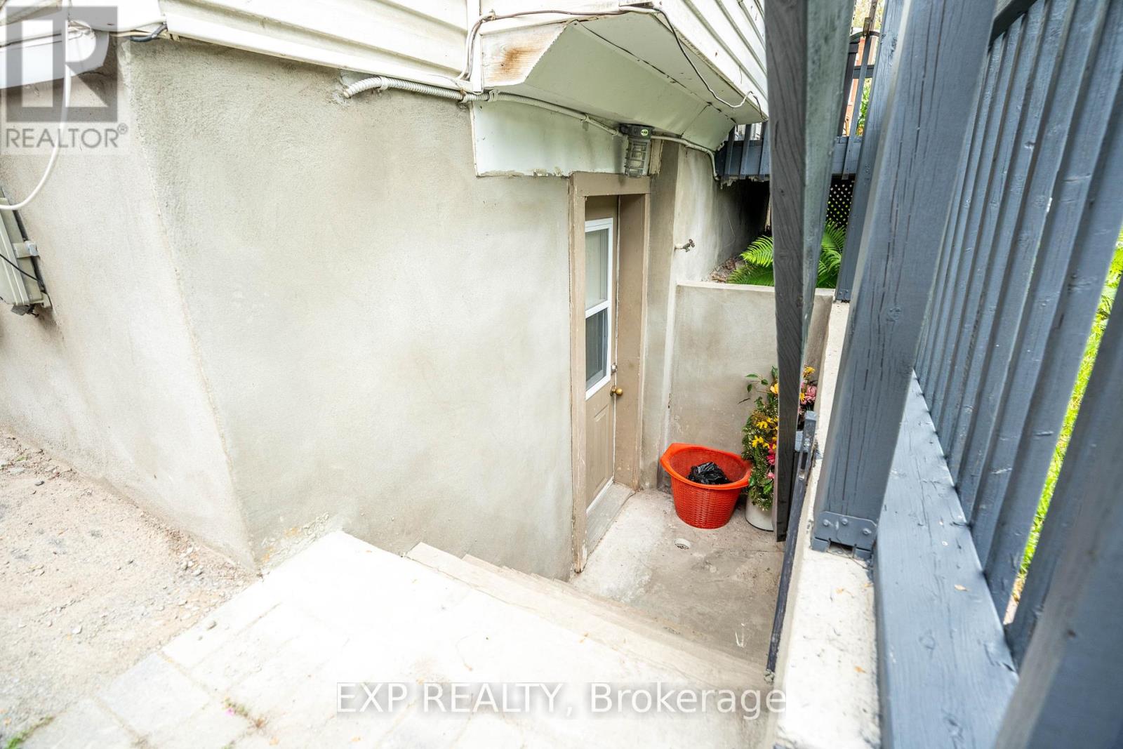 514 Lyon Street N, Ottawa, Ontario  K1R 5X9 - Photo 9 - X13235238