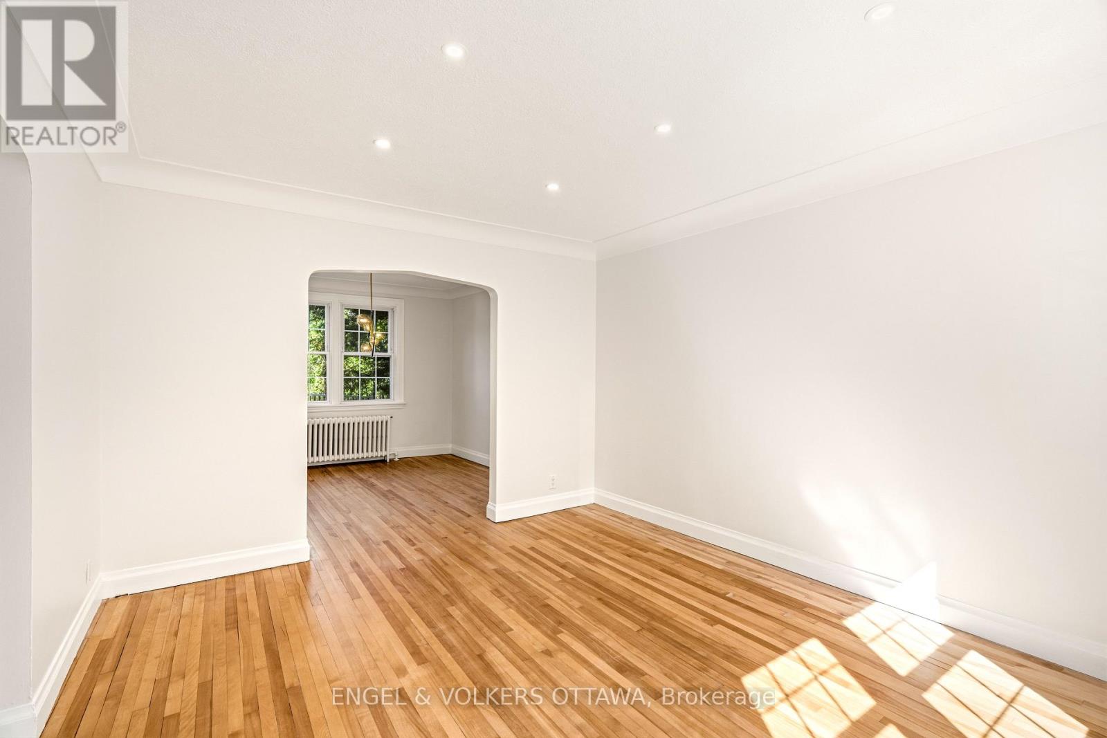 392 Piccadilly Avenue N, Ottawa, Ontario  K1Y 0H4 - Photo 10 - X13235350