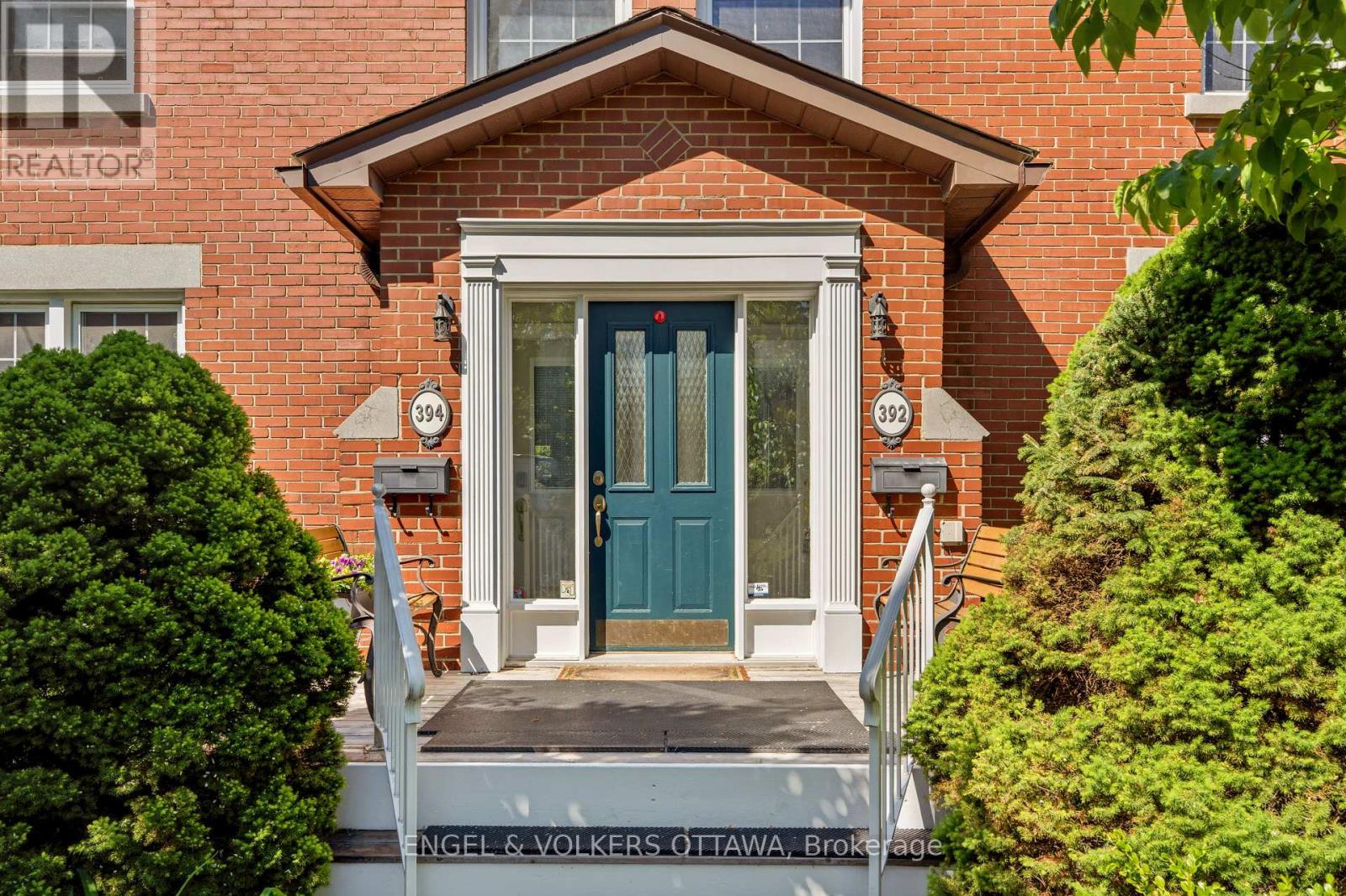392 Piccadilly Avenue N, Ottawa, Ontario  K1Y 0H4 - Photo 3 - X13235350