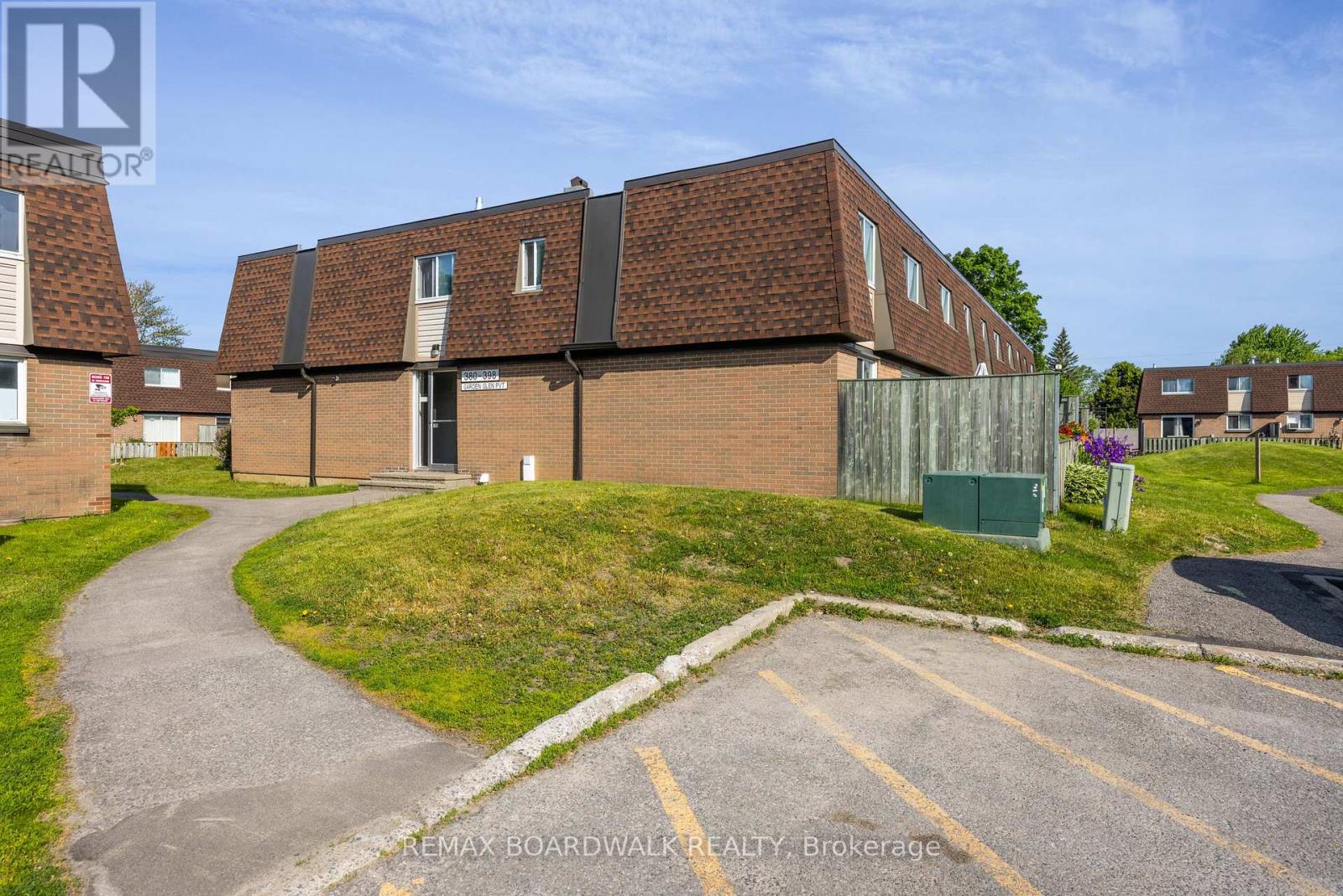 67 - 392 Garden Glen Private, Ottawa, Ontario  K2G 1E4 - Photo 4 - X13235460