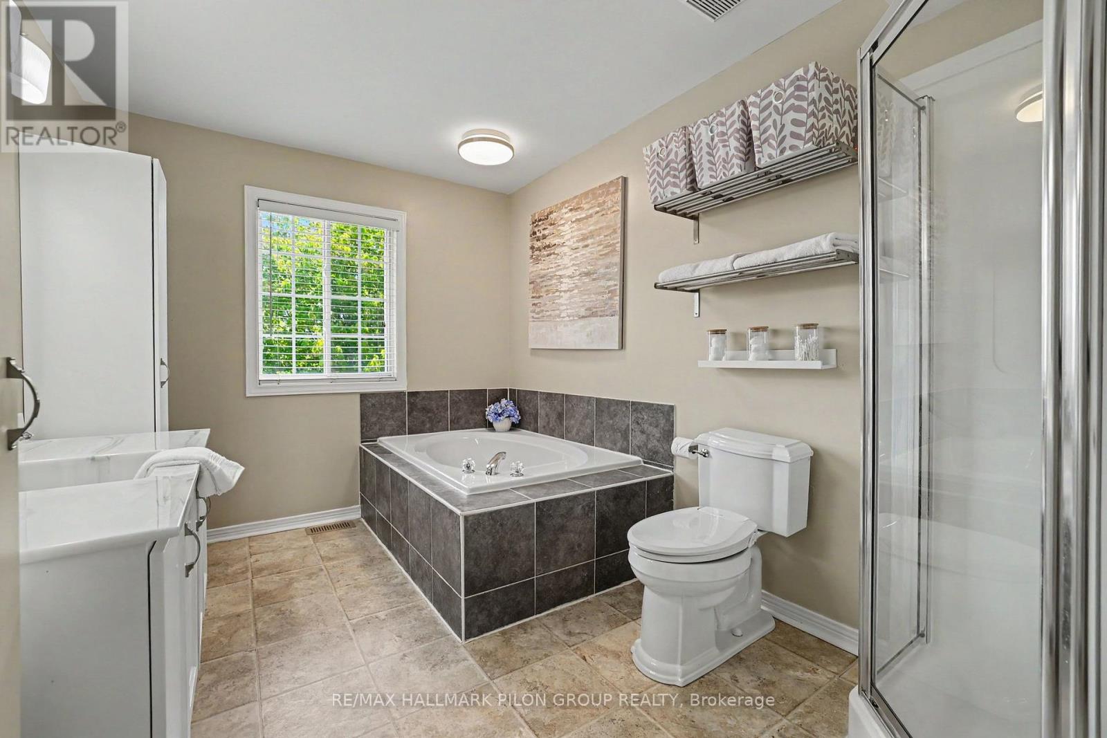 1075 Marchant Drive, Ottawa, Ontario  K4A 4A9 - Photo 14 - X13235556