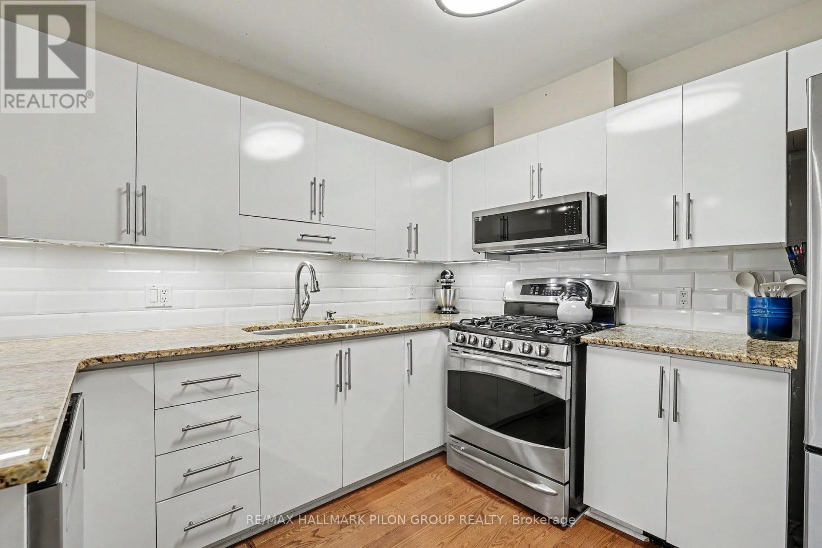 1075 Marchant Drive, Ottawa, Ontario  K4A 4A9 - Photo 7 - X13235556
