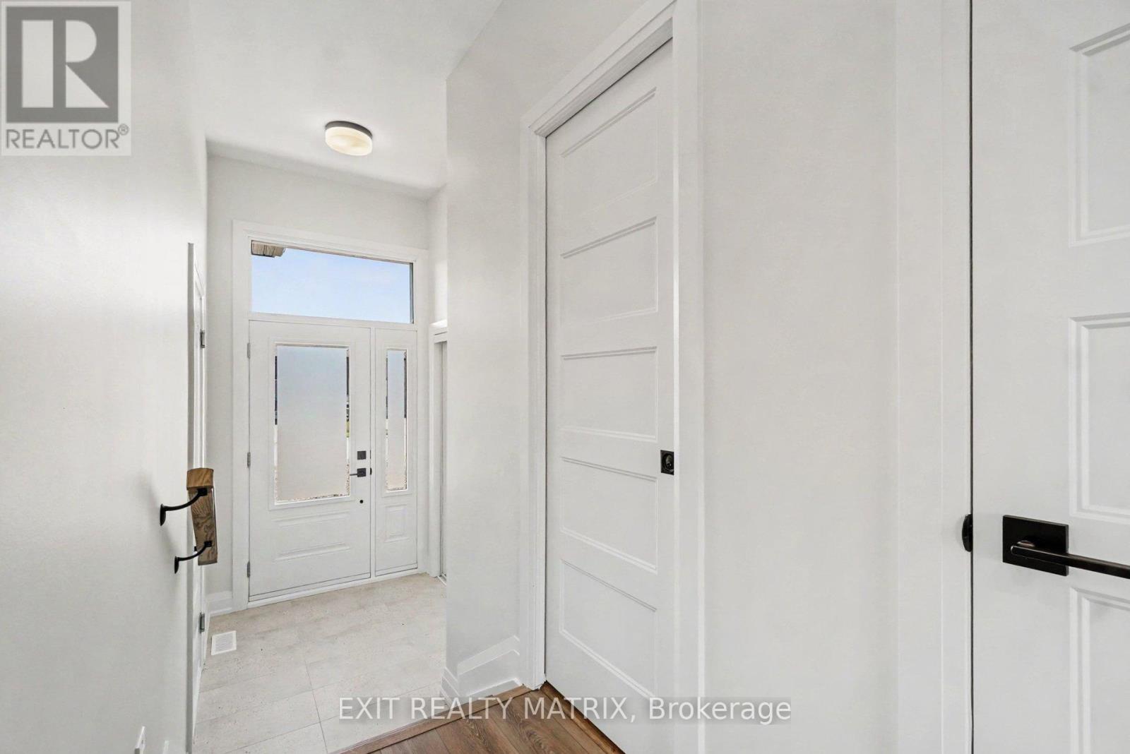 535 Regina Street, Russell, Ontario  K0A 1W0 - Photo 3 - X13235560
