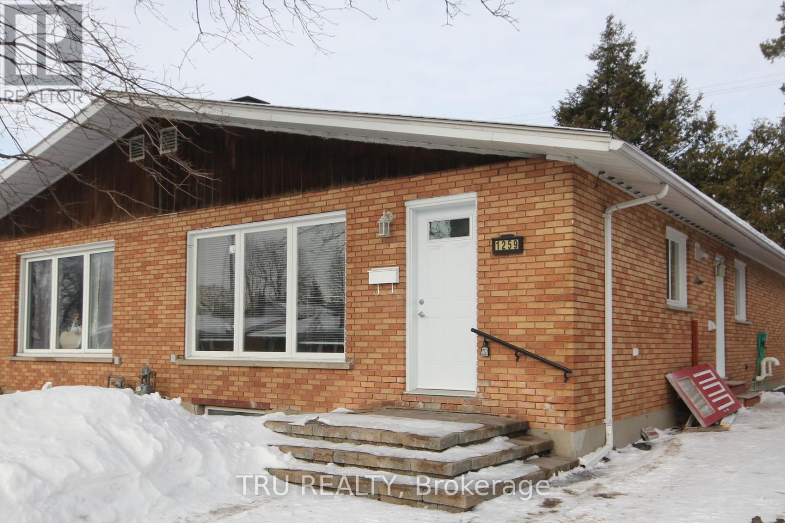 A - 1259 Maitland Avenue, Ottawa, Ontario  K2C 2C4 - Photo 2 - X13235650