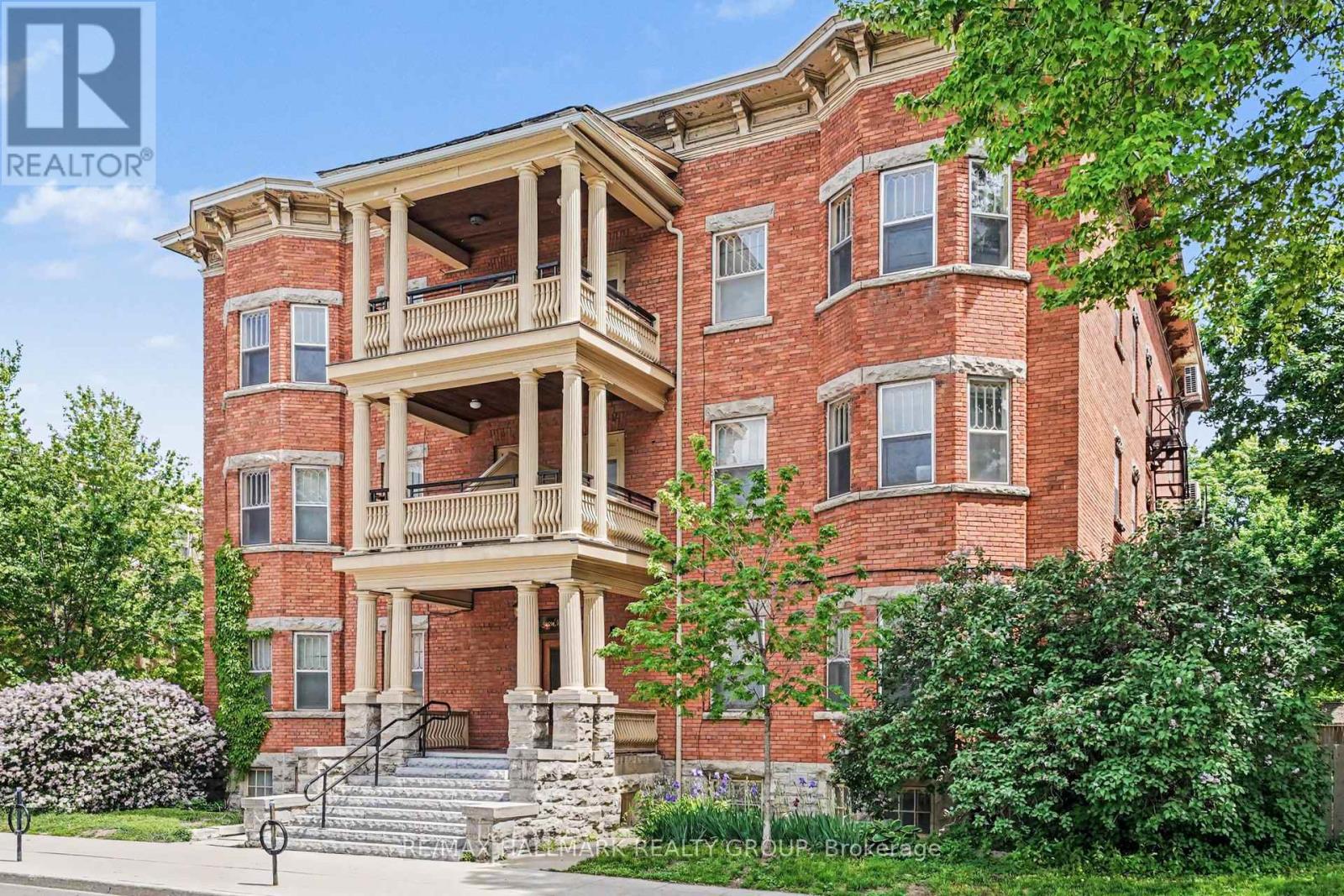 4 - 413 ELGIN STREET, Ottawa, Ontario