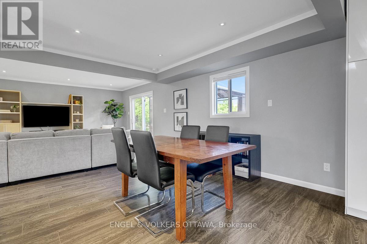 6138 Vineyard Drive, Ottawa, Ontario  K1C 2N6 - Photo 17 - X13236136