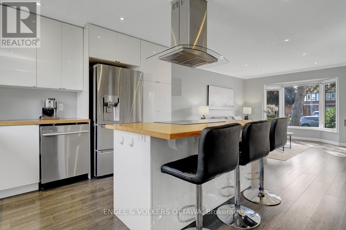 6138 Vineyard Drive, Ottawa, Ontario  K1C 2N6 - Photo 18 - X13236136