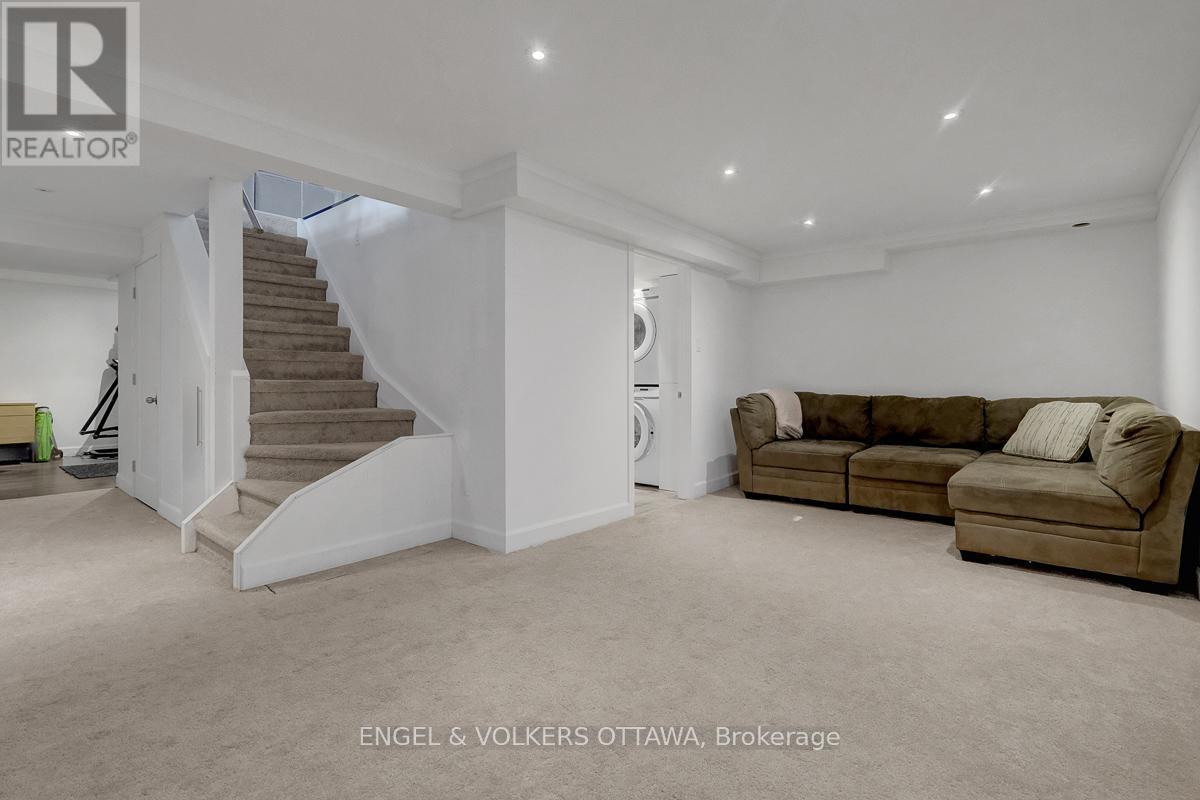 6138 Vineyard Drive, Ottawa, Ontario  K1C 2N6 - Photo 41 - X13236136