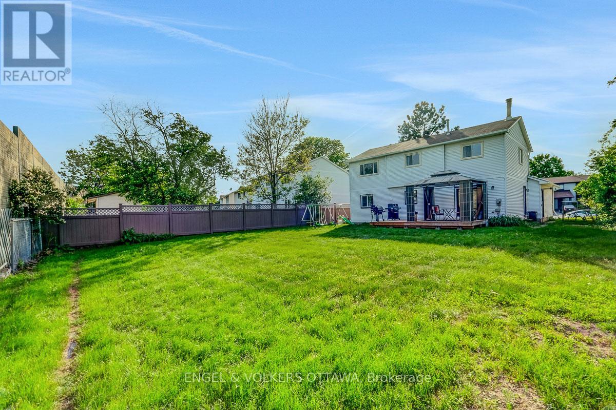 6138 Vineyard Drive, Ottawa, Ontario  K1C 2N6 - Photo 49 - X13236136