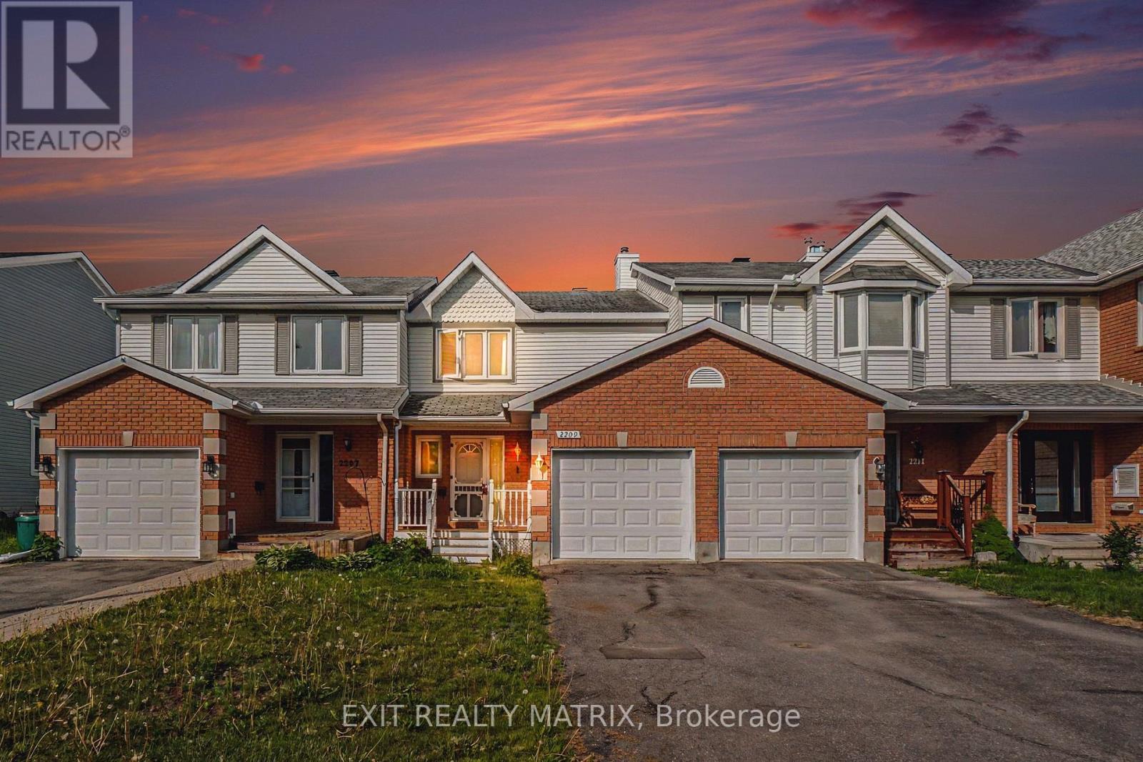 2209 SATURN CRESCENT, Ottawa, Ontario