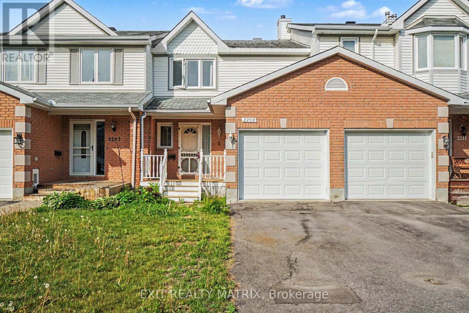 2209 Saturn Crescent, Ottawa, Ontario  K4A 3T6 - Photo 2 - X13236288